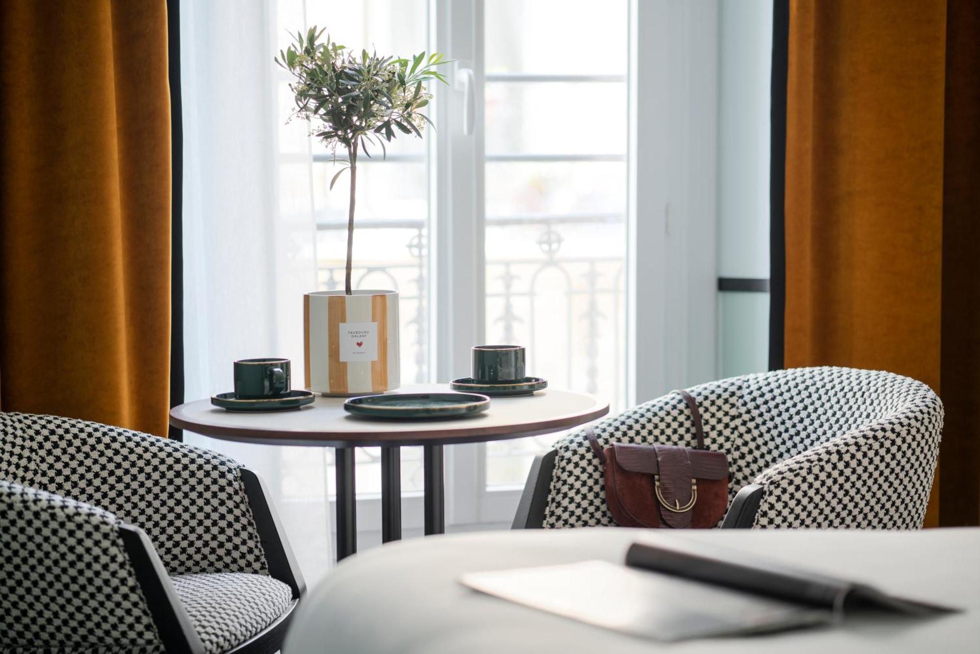 Hotel Faubourg Galant - Handwritten Collection