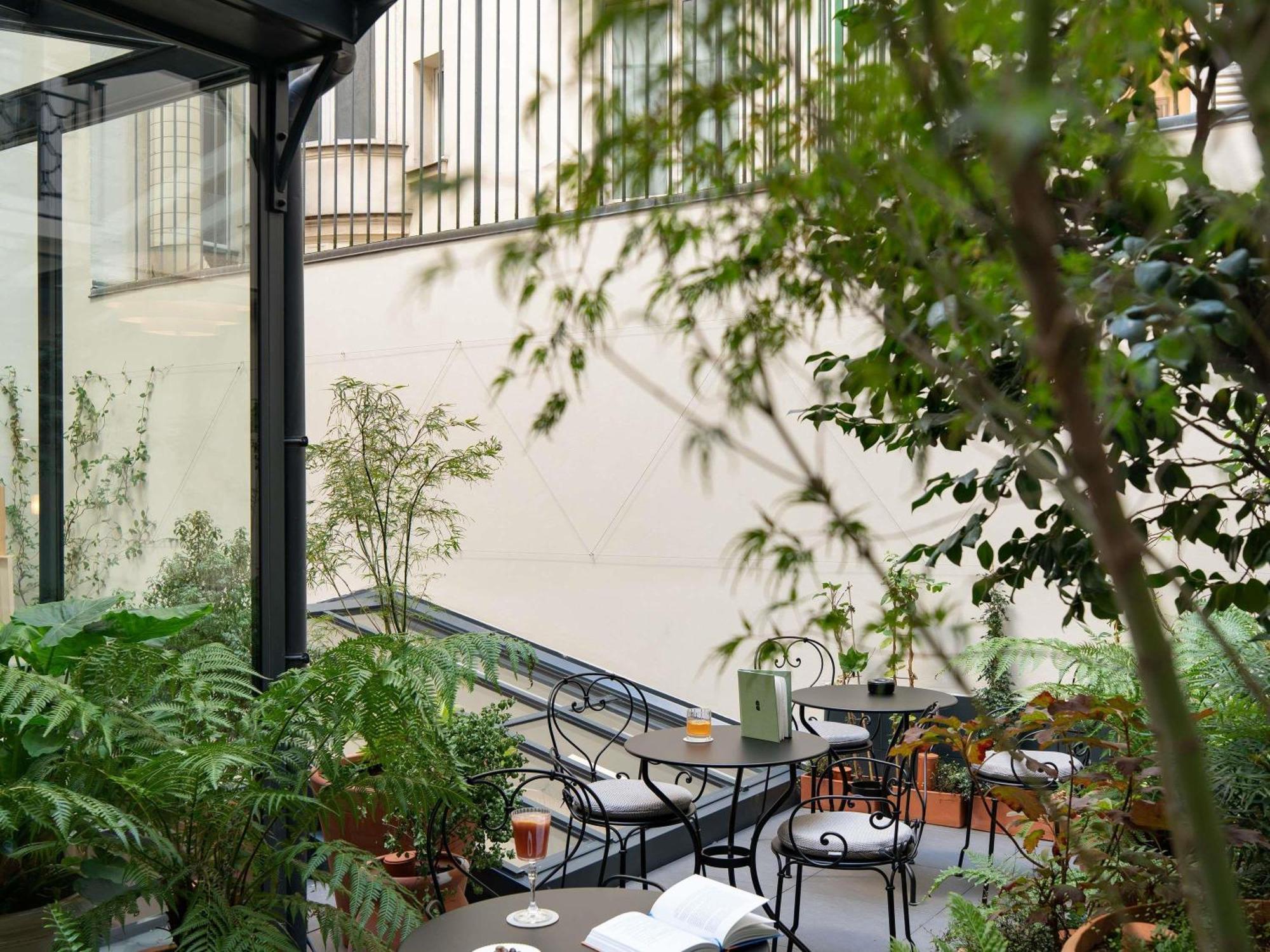 Faubourg Galant - Handwritten Collection Paris