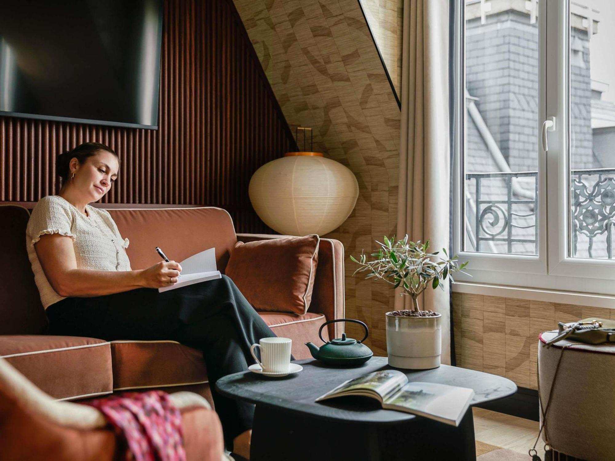 Faubourg Galant - Handwritten Collection 4*